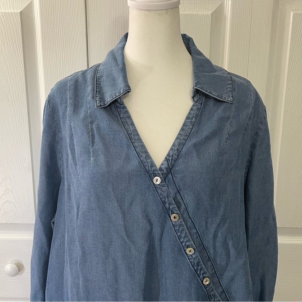 Soft surroundings wrap shirt in chambray denim color, size XL soft